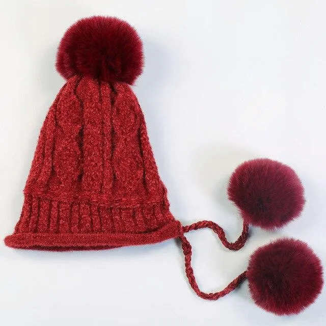 Eleonor Big Fur Ball Winter Hat