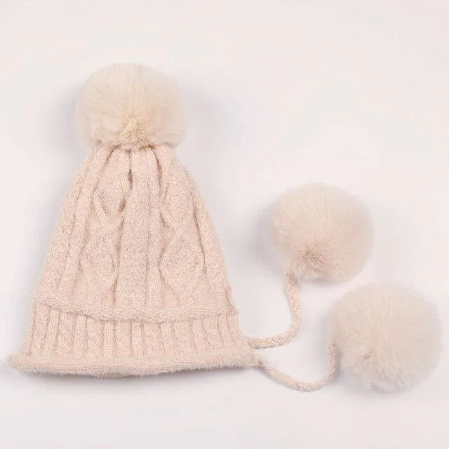 Eleonor Big Fur Ball Winter Hat